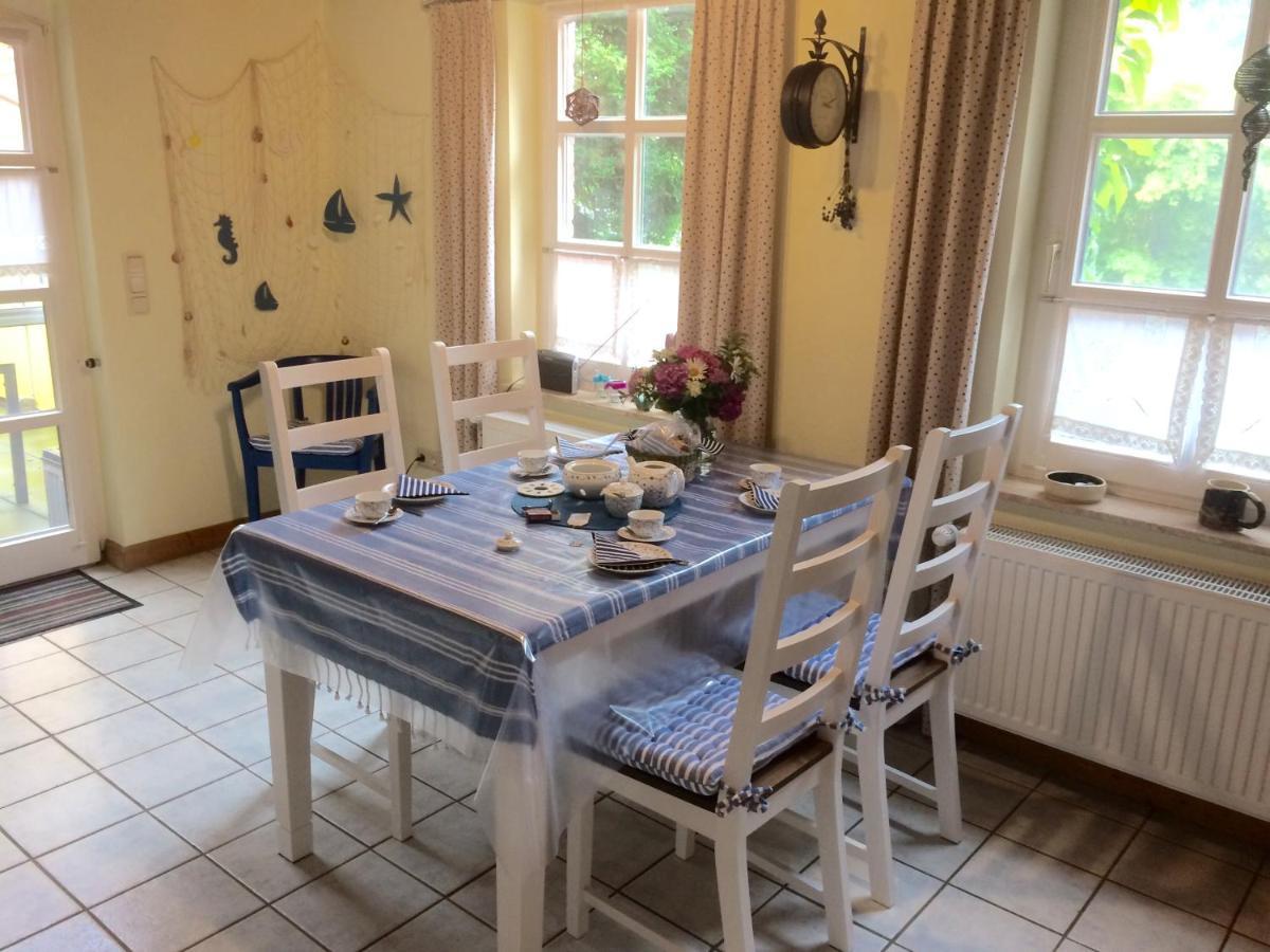 Klaassen- Ferienhaus Up Warf Emden Buitenkant foto